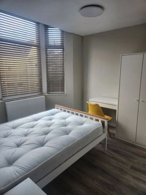 Photo 17- click for photo gallery